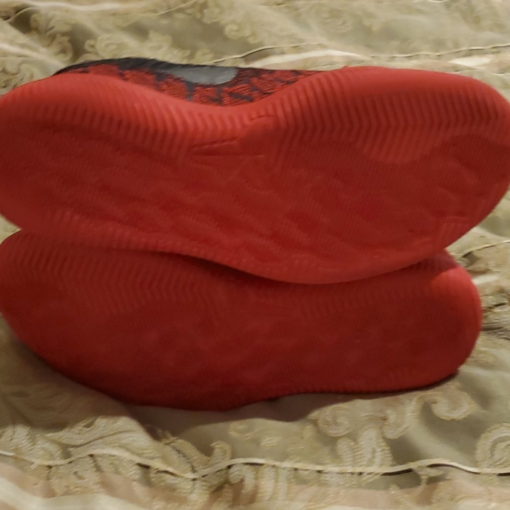 Sneakersπ - Picture 2 of 6